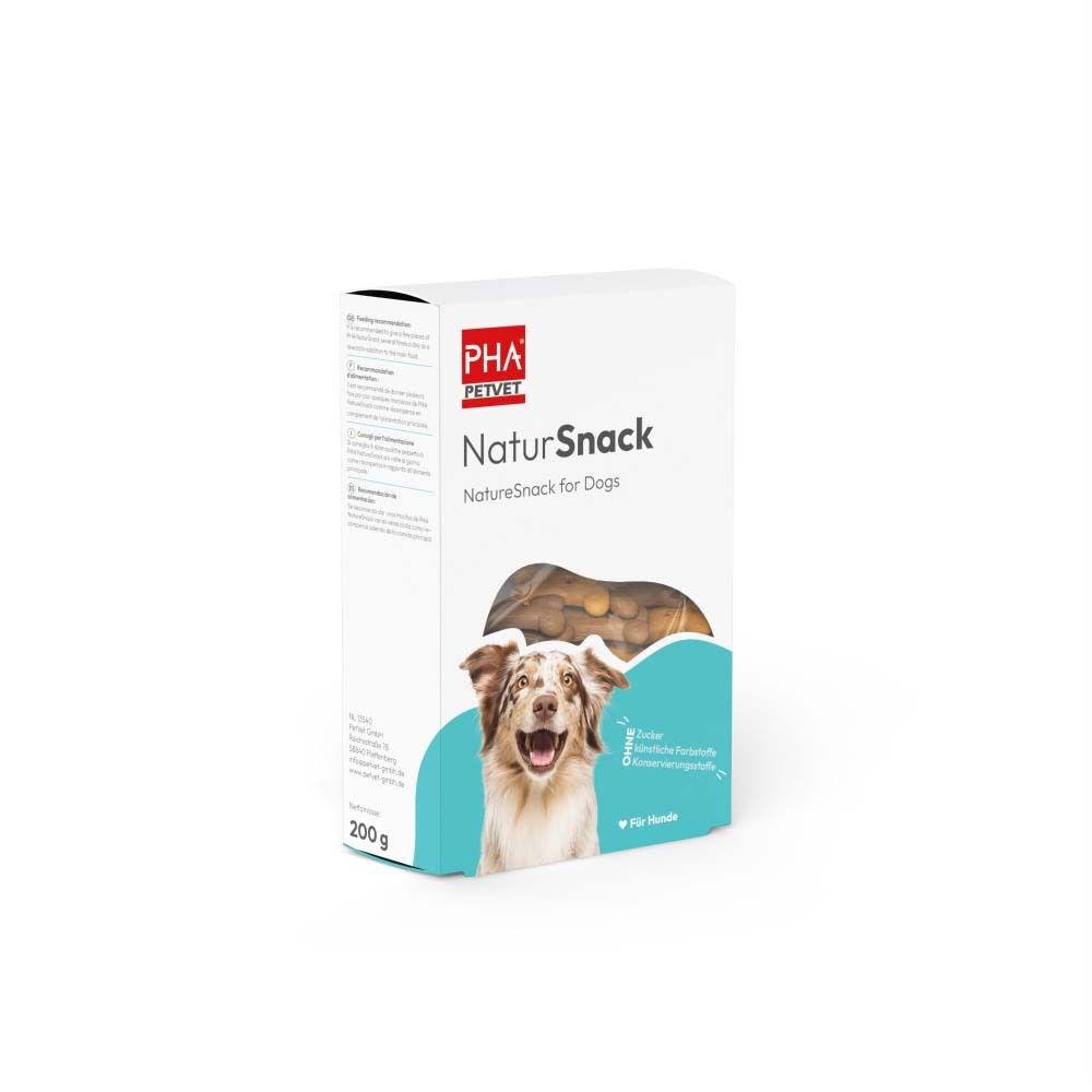 Witte verpakking met productnaam NaturSnack en logo. Afbeelding van een hond. 200g-aanduiding.