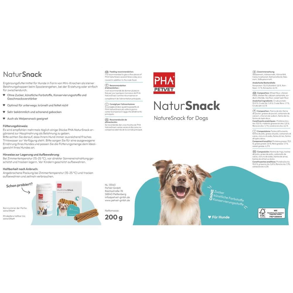 Verpakking met productinformatie en logo. Afbeelding van een hond. Productnaam NaturSnack. 200g-aanduiding.