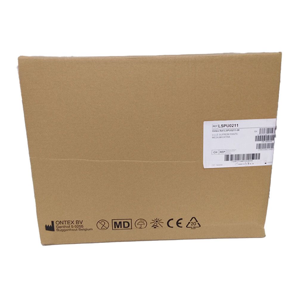 Emballage en carton. Étiquette avec code-barres et informations sur le produit. Marquage MD. Marquage CE.