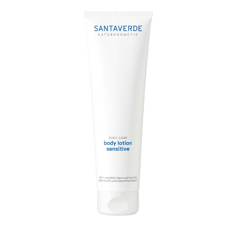 Witte tube met SANTAVERDE-logo en opschrift body lotion sensitive. Product voor de gevoelige huid.
