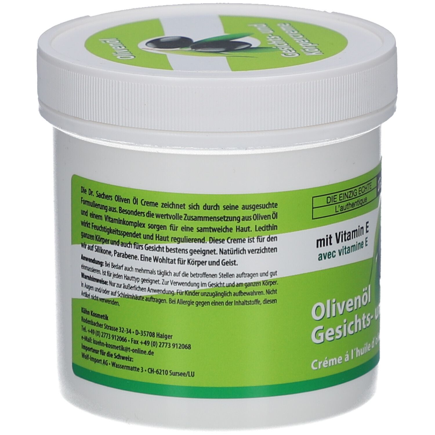 Pot blanc avec couvercle à vis. Étiquettes vertes et blanches avec nom du produit et illustration d'olives. Texte : "mit Vitamin E".