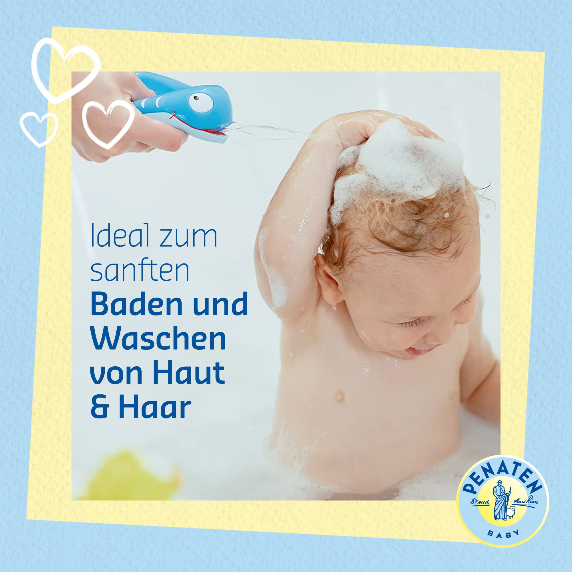 Un bébé est baigné. Mousse sur la tête. L'image indique "Idéal pour un bain et un lavage doux de la peau et des cheveux".