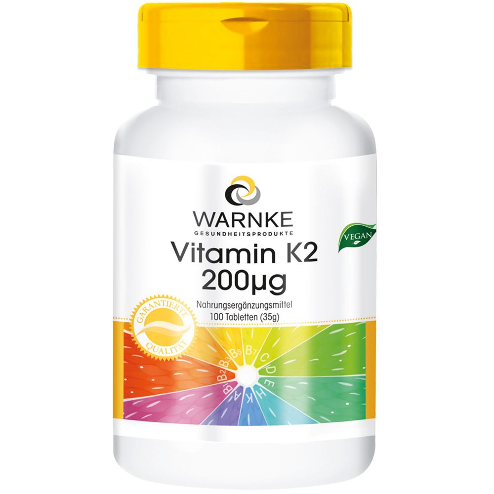 Witte fles met gele dop. Opschrift: WARNKE Vitamine K2 200µg. Vegan zegel. 100 tabletten.