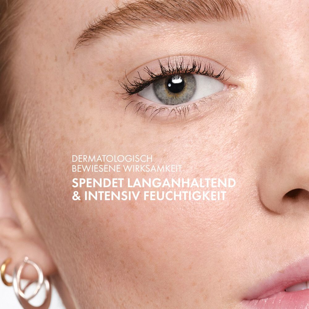 Close-up van oog en huid. Tekst: Dermatologisch bewezen effectiviteit, hydrateert intens.