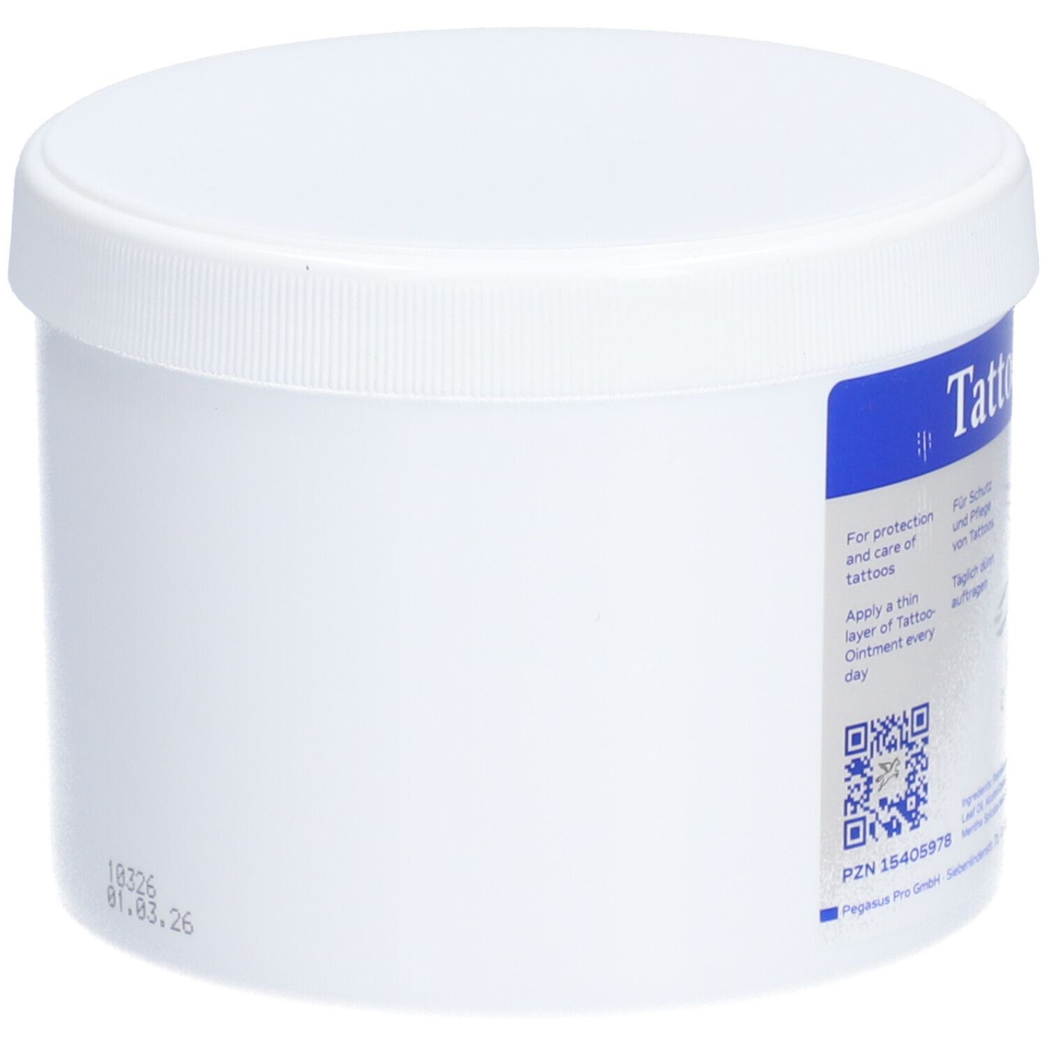 Pot blanc avec couvercle. Étiquette bleue sur le côté avec texte. Code QR et numéro PZN. Date: 01.03.26.