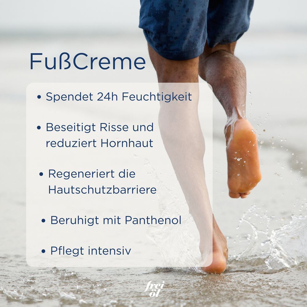 Pieds dans l'eau. Texte : FußCreme. Hydrate, élimine les fissures, régénère la barrière cutanée, apaise, nourrit.