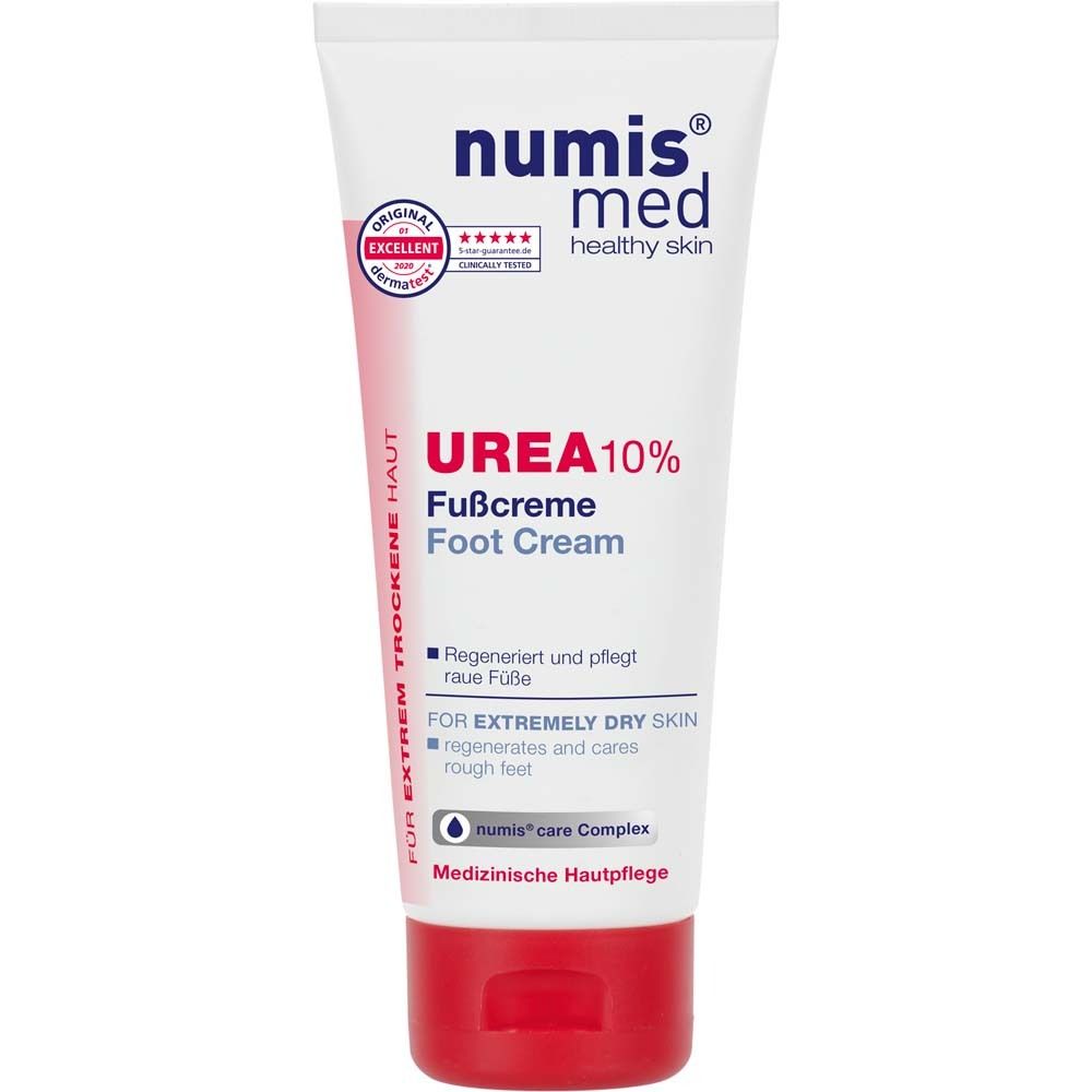 Tube voetcrème met rode dop. Opschrift: numis med UREA 10% Fußcreme. Voor extreem droge huid.