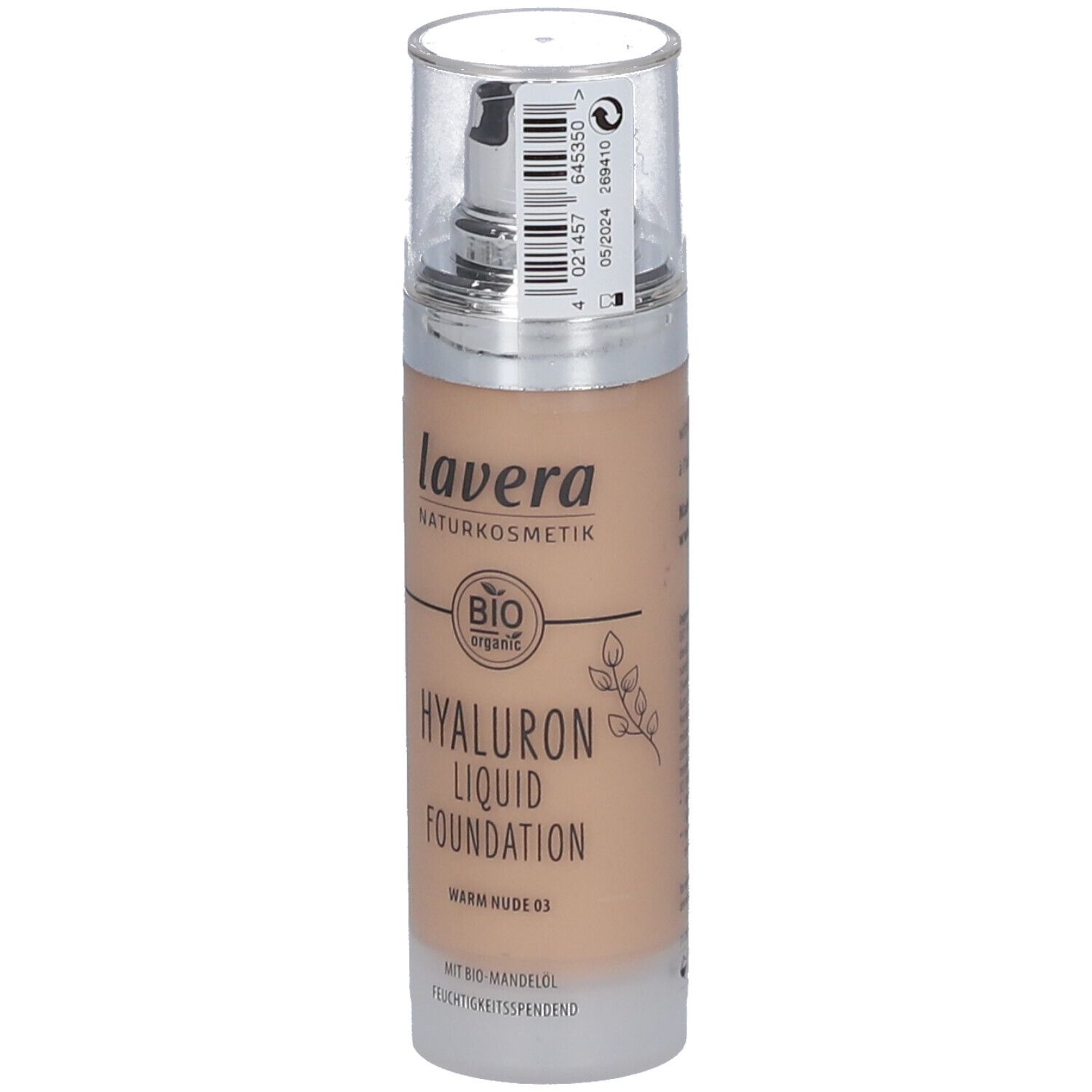 Fond de teint liquide lavera. Flacon beige avec pompe. Inscription: Hyaluron Liquid Foundation, Warm Nude 03. Label bio.