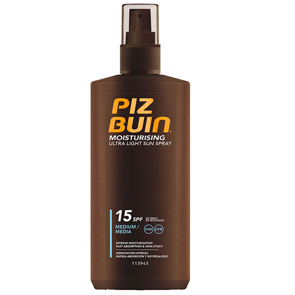 Spray solaire PIZ BUIN® en flacon marron avec vaporisateur. Texte: MOISTURISING ULTRA LIGHT SUN SPRAY LSF 15. Protection moyenne.