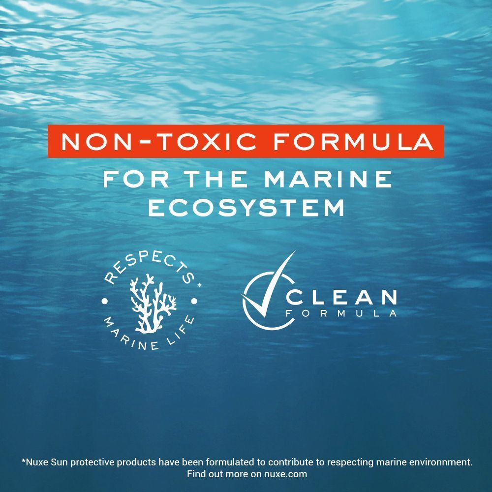 Texte sur fond bleu: Formule non toxique pour l'écosystème marin. Logos: Marine Life, Clean Formula.