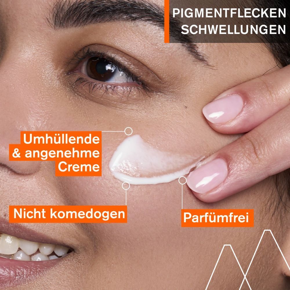 Visage avec crème. Texte: Crème enveloppante, non comédogène, sans parfum. Contre les taches et gonflements.