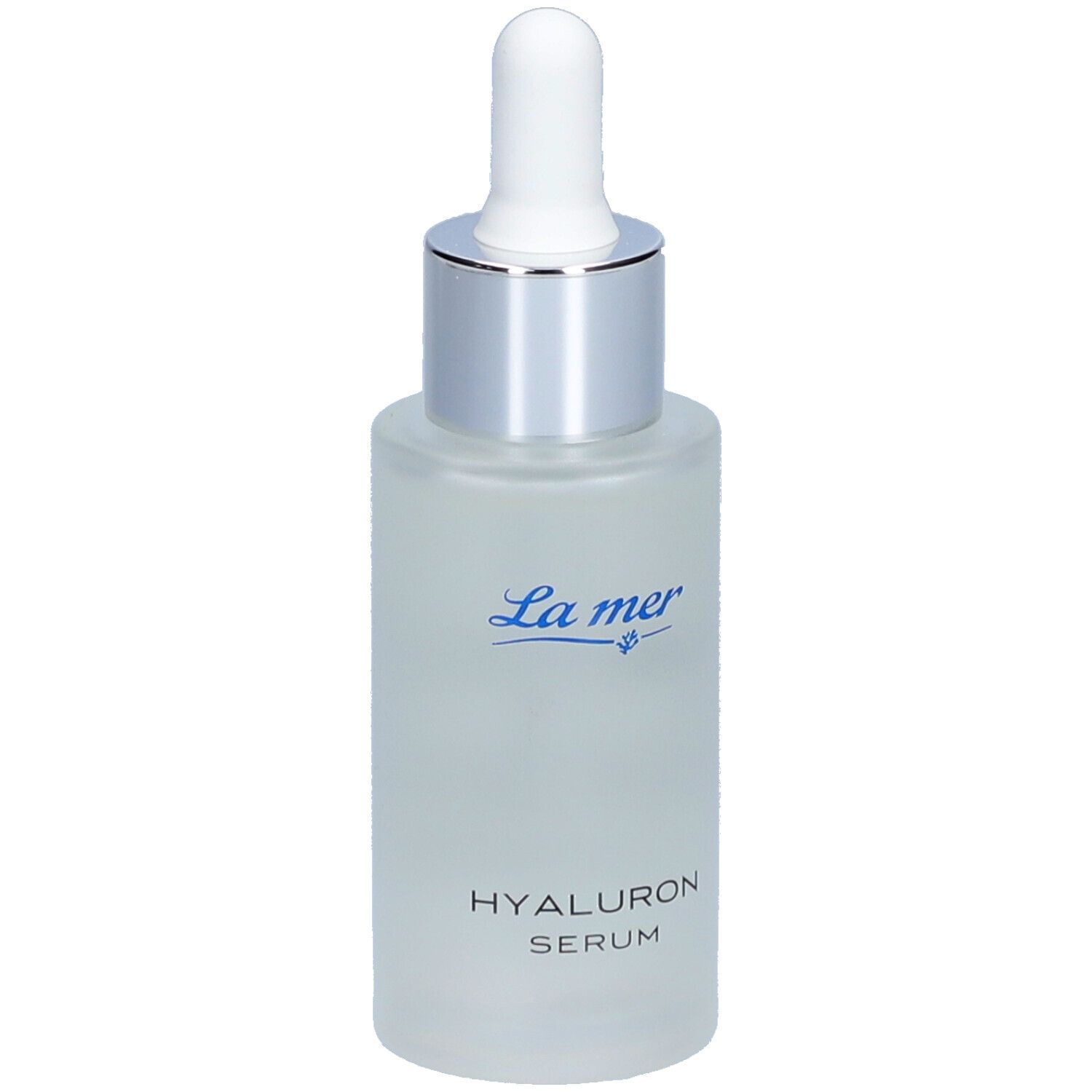 Flacon en verre de sérum à l'acide hyaluronique. Verre blanc, bouchon argenté, pipette. Inscription bleue : La mer, Hyaluron Serum.