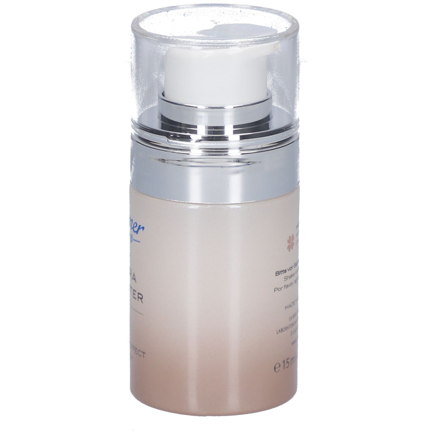 Flacon de sérum. Texte : ULTRA BOOSTER, PREMIUM EFFECT SERUM. Texte : Avec parfum. Informations fabricant. 15 ml.