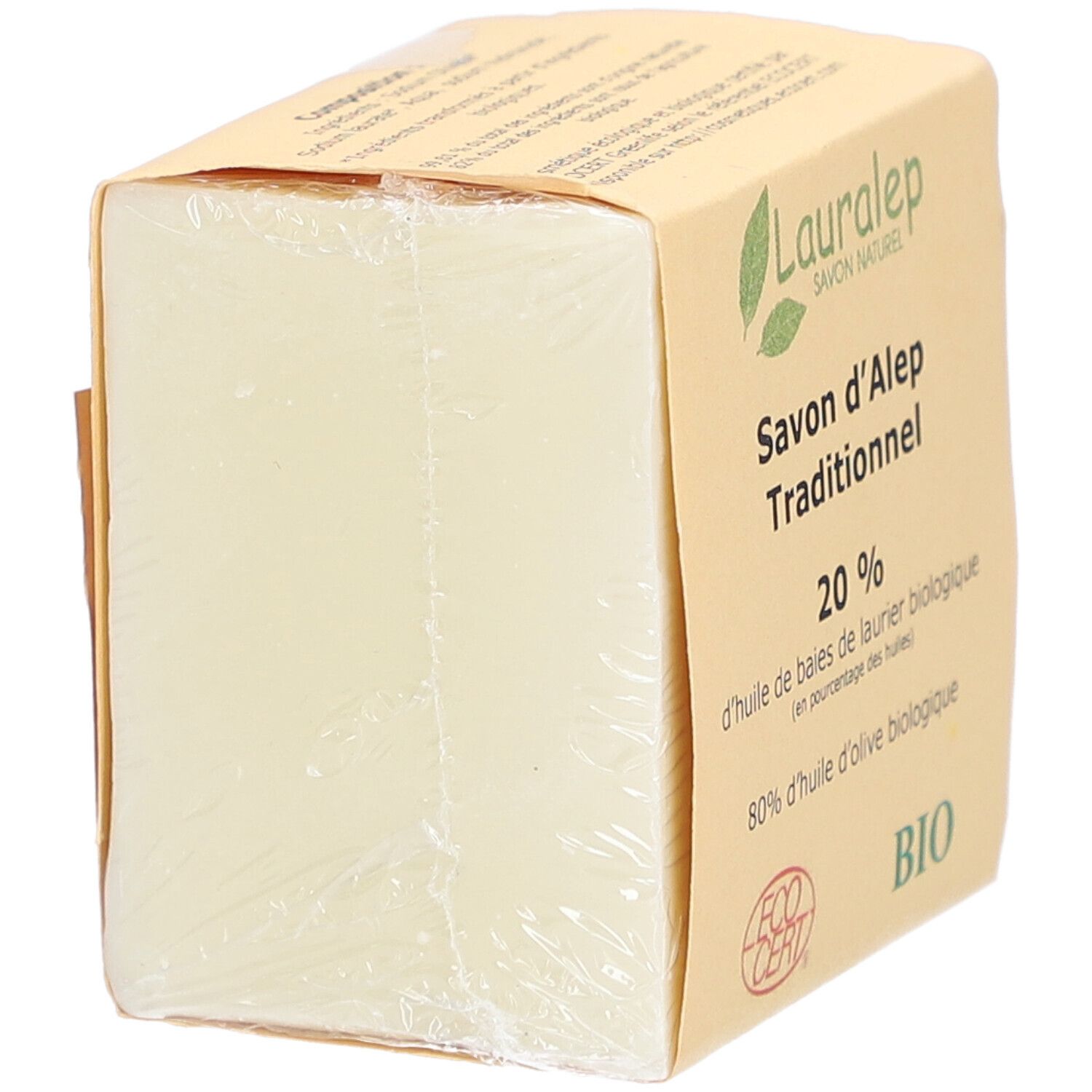 Verpakte zeep. Op de verpakking staat Lauralep, Savon d'Alep Traditionnel, 20% laurierolie, 80% olijfolie. Ecocert-logo en BIO.