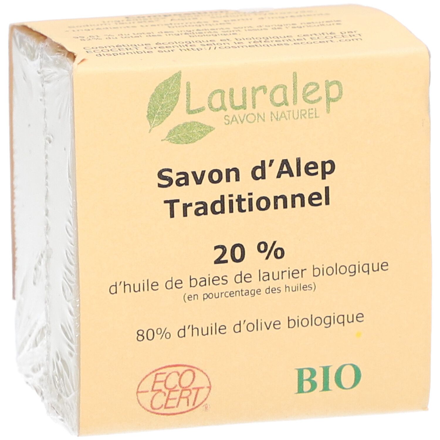 Verpakte zeep. Op de verpakking staat Lauralep, Savon d'Alep Traditionnel, 20% laurierolie, 80% olijfolie. Ecocert-logo en BIO.
