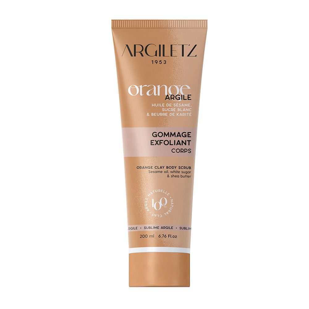 Beige tube met productnaam en tekst. Oranje body scrub titel. 100% natuurlijke formule.