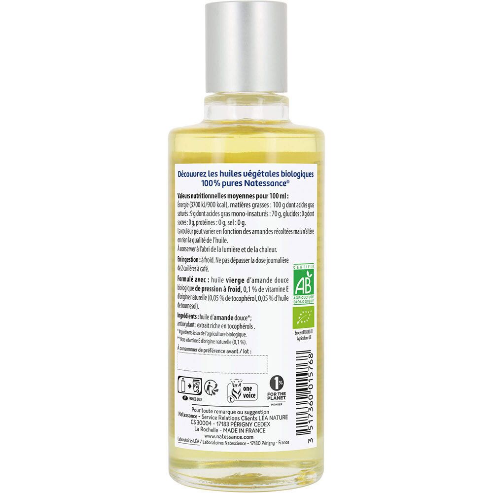 Achterkant van een oliefles. Bevat voedingsinformatie, ingrediënten en certificeringen. AB Bio-label.