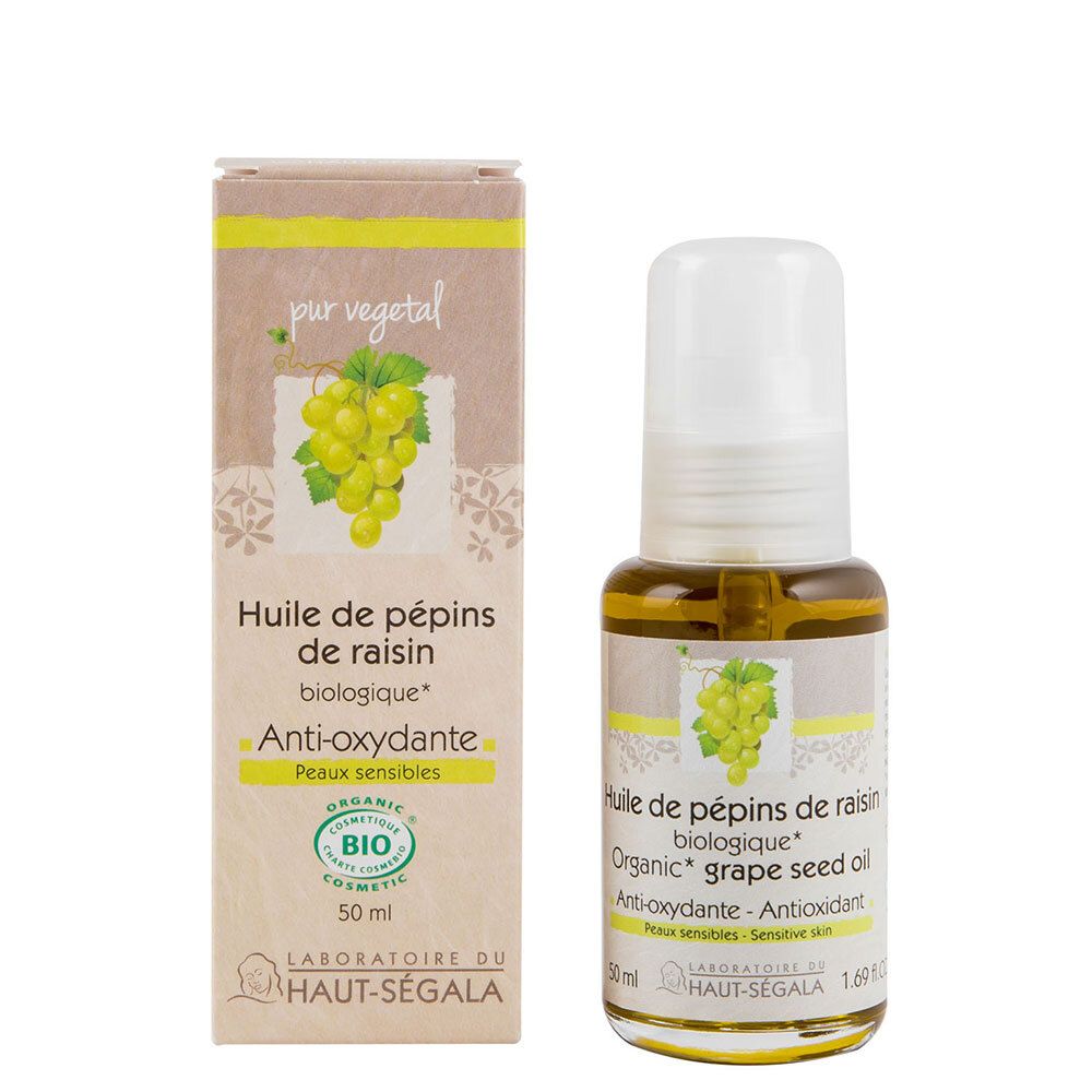 Fles en doos met etiket. Opschrift: Huile de pépins de raisin biologique, Anti-oxydante, Peaux sensibles. Bio-keurmerk.
