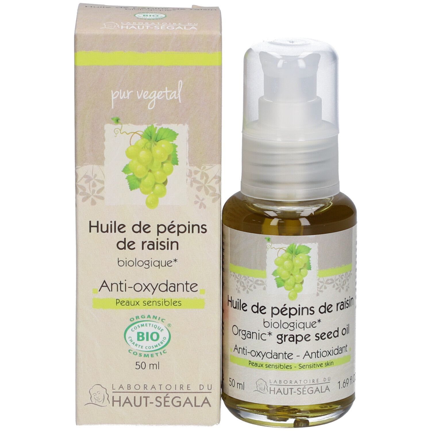 Glazen fles en doos. Opschrift: Huile de pépins de raisin biologique, Anti-oxydante, Peaux sensibles. Bio-keurmerk. 50 ml.