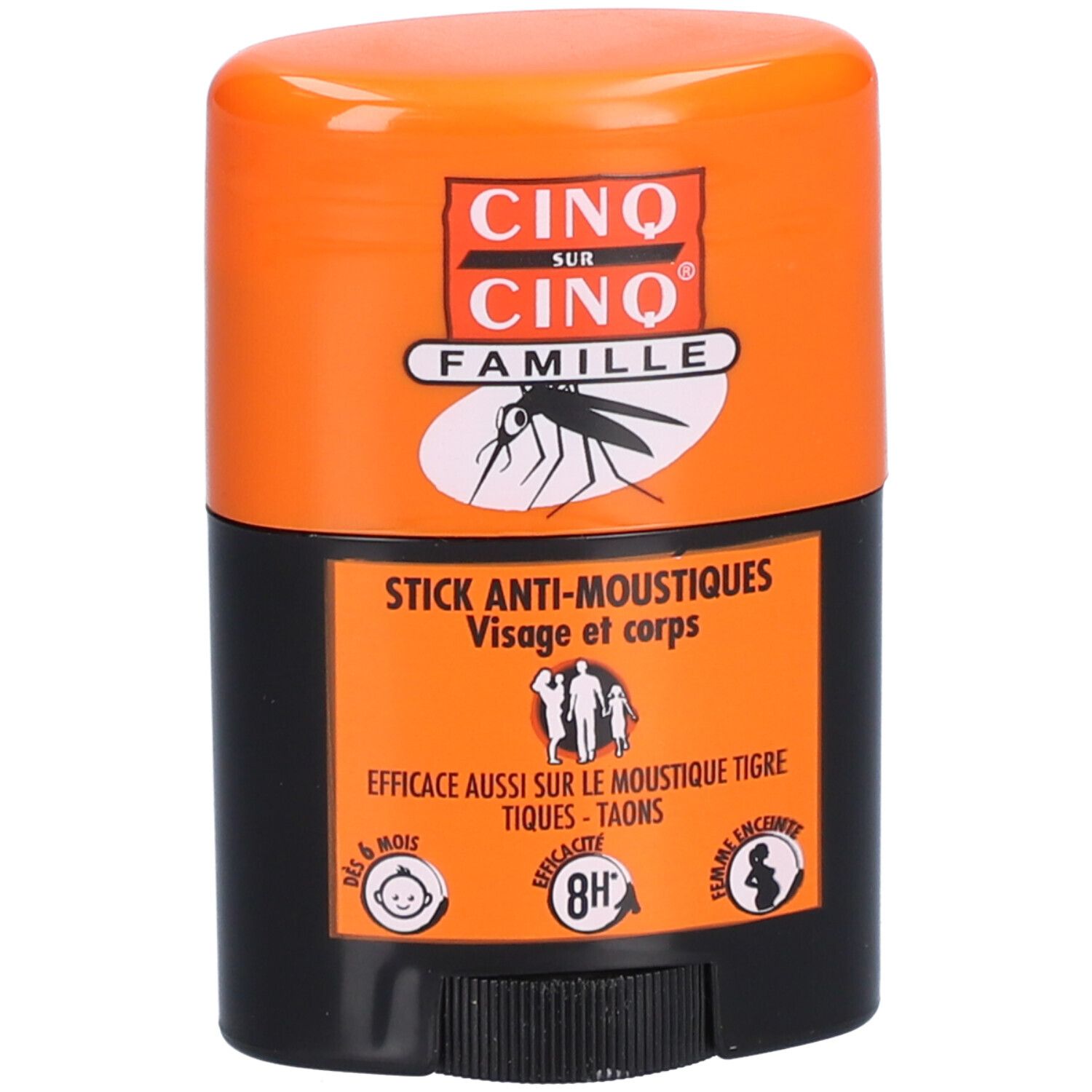 Oranje en zwarte anti-muggenstick. Opschrift: CINQ SUR CINQ FAMILLE, STICK ANTI-MOUSTIQUES. Pictogrammen: baby, zwangere vrouw, 8H.