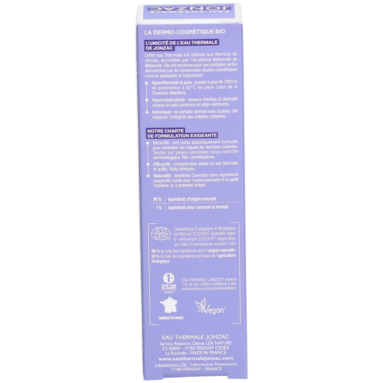 Zijkant van de Jonzac Sublimactive serum verpakking. Tekst: La dermo-cosmétique bio, Notre charte de formulation exigeante, Vegan.