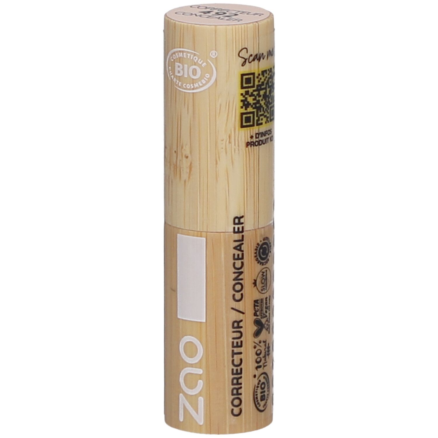 Concealer stick van bamboe. Opschrift ZAO, CORRECTEUR / CONCEALER. Bio-certificering. QR-code.
