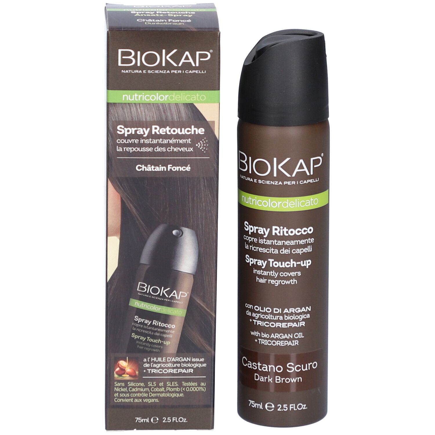Biokap Spray Retouche Brun Foncé. La bouteille de spray marron est à côté de l'emballage du produit. Le nom du produit, les ingrédients et les instructions d'utilisation sont indiqués sur l'emballage. La bouteille contient 75 ml.