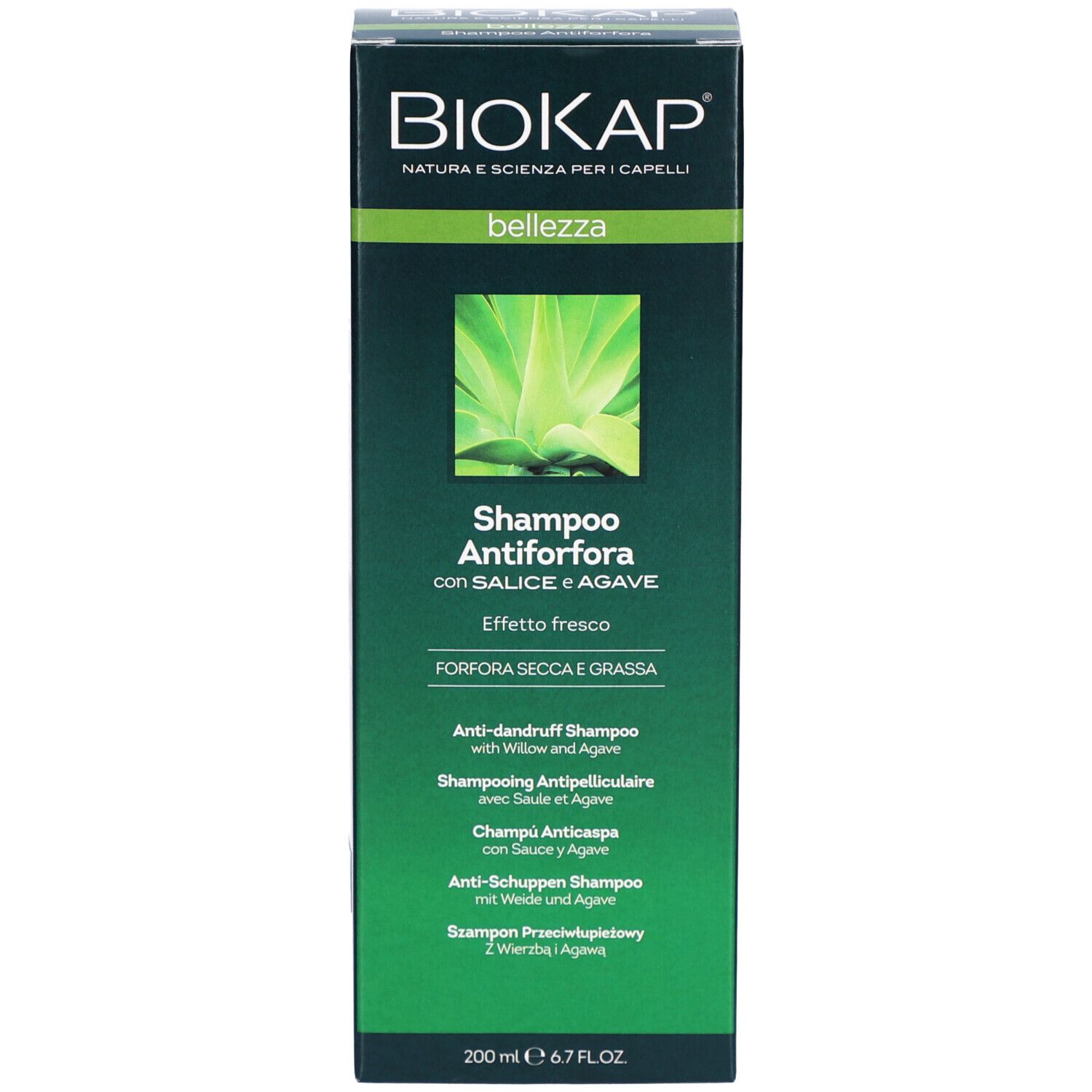 BIOKAP Anti-roosshampoo met verpakking. Groene verpakking met productinformatie.