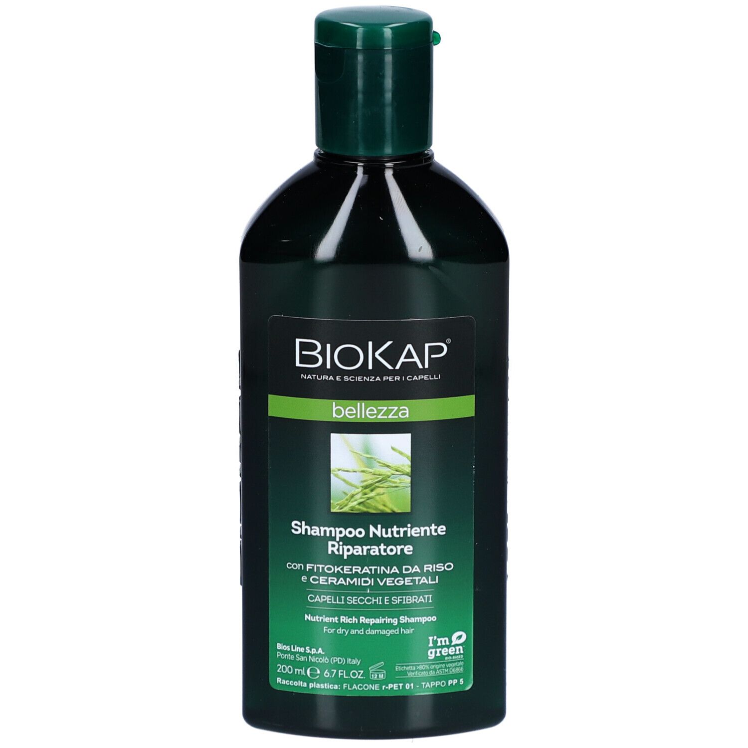 Groene shampoo fles met BIOKAP logo en opschrift Shampoo Nutriente Riparatore. Voor droog en beschadigd haar. Groene dop.