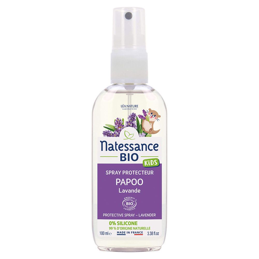 Transparante fles met verstuiver. Etiket met logo, productnaam, lavendel illustratie en bio-keurmerk. Tekst: 0% Silicone.