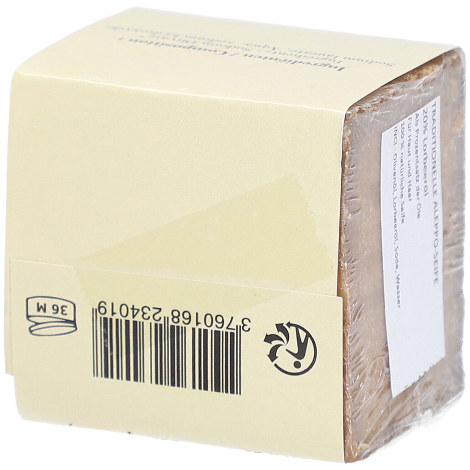 Verpakte blokzeep. Opschrift: 36 M, barcode, recyclingsymbool. Achteraanzicht.
