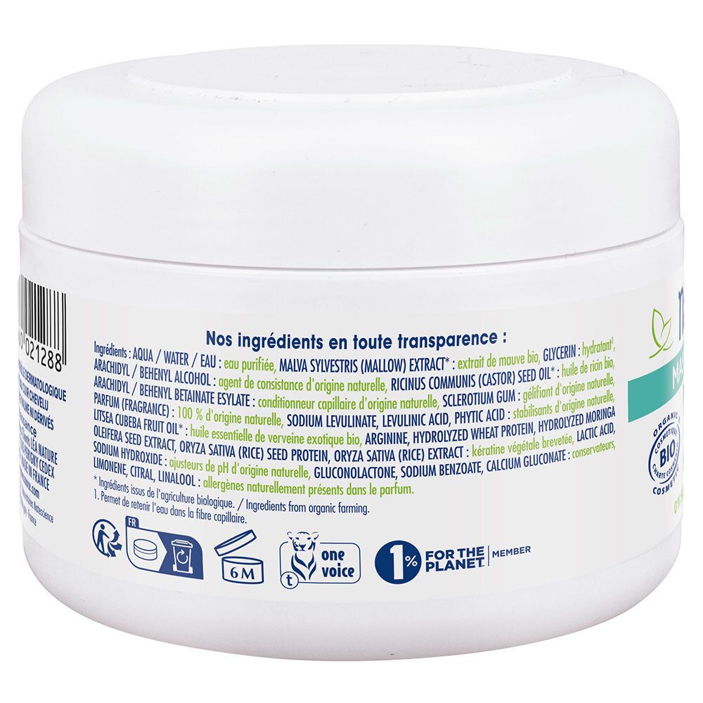 Achterkant van de witte pot. Tekst: ingrediënten, 6M-symbool, 1% for the planet-logo, COSMOS ORGANIC-label.