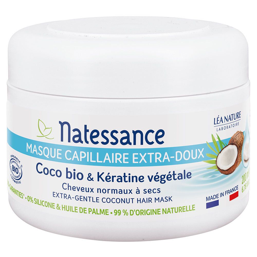 Pot blanc avec texte bleu-vert. Inscription: Natessance, Masque Capillaire Extra-Doux, Coco bio & Kératine végétale. Logo bio.