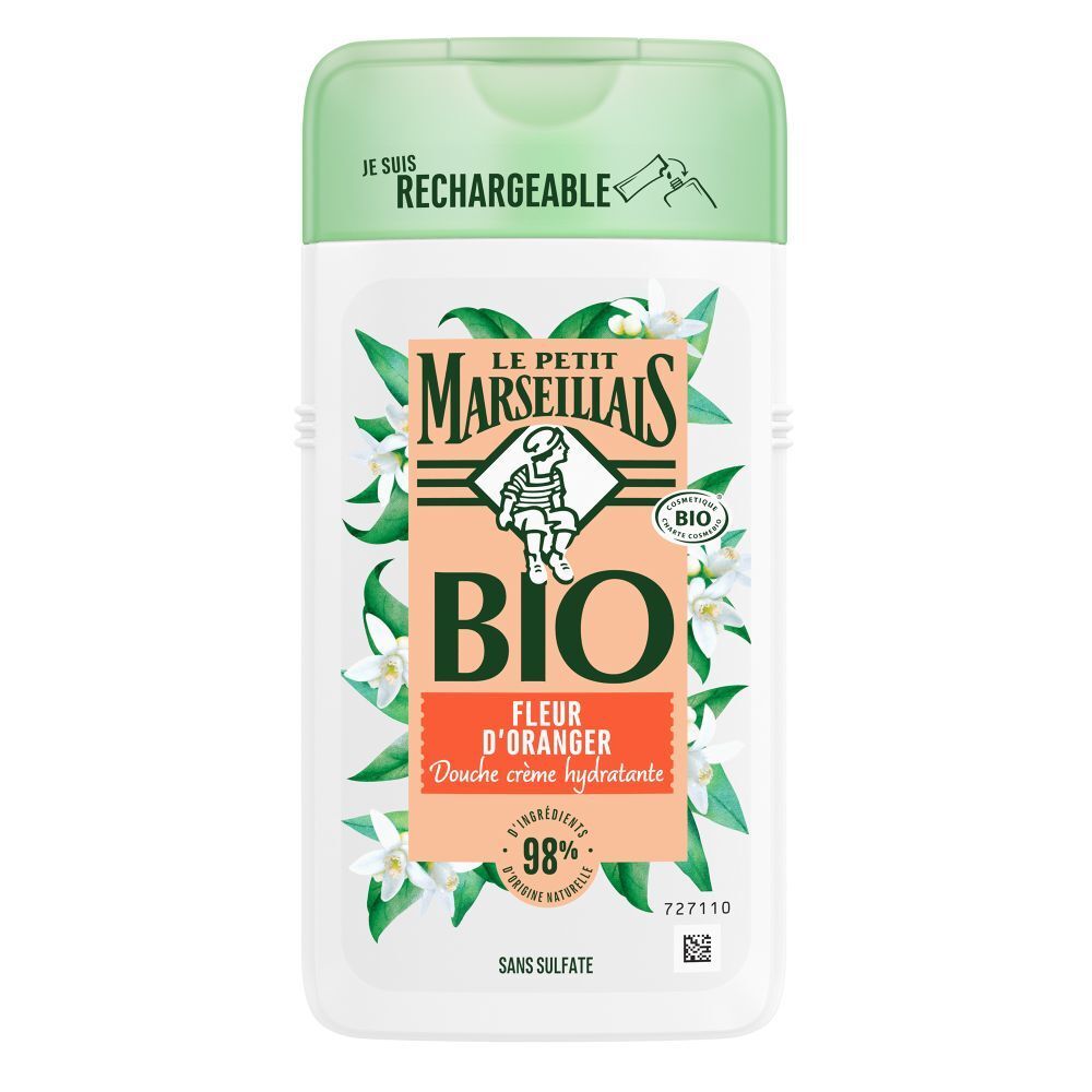 Douchegel van Le Petit Marseillais. Witte fles met groene dop. Opschrift: BIO, Fleur d'Oranger, 98% ingrediënten van natuurlijke oorsprong.