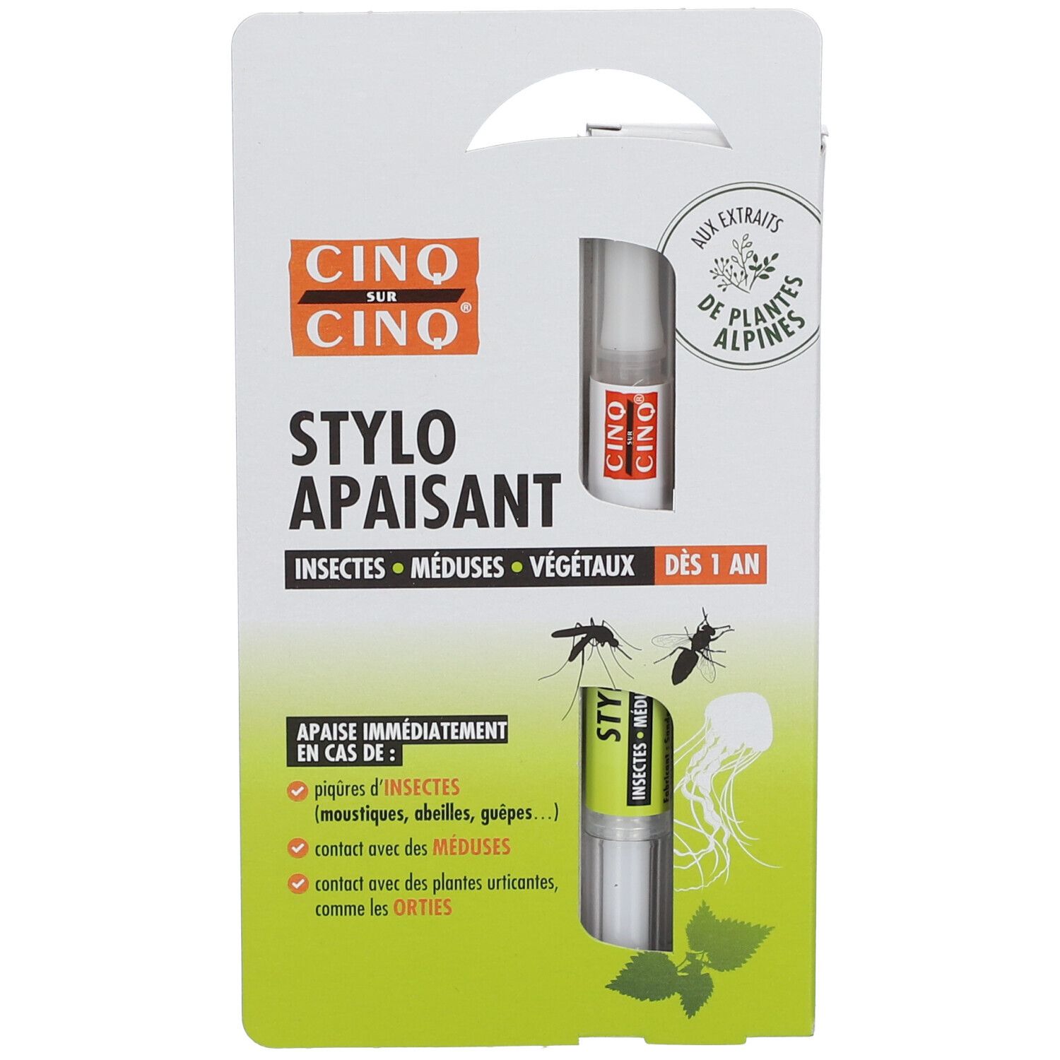 Verpakking met product. Opschrift: STYLO APAISANT, INSECTES, MÉDUSES, VÉGÉTAUX. Merk: CINQ SUR CINQ. Illustratie: insecten, kwal.
