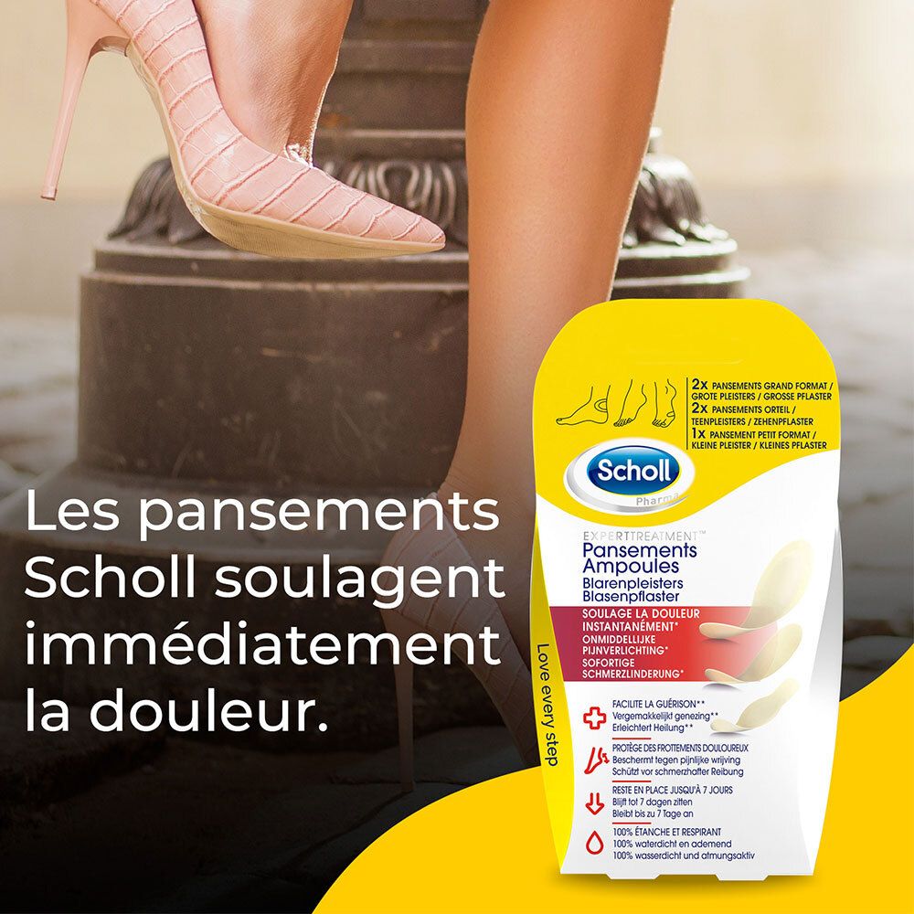 Femme avec des talons hauts. À côté, un emballage jaune Scholl avec des pansements pour ampoules.