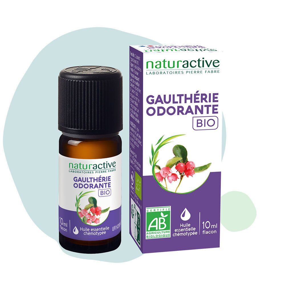 Bruine fles en doos met Gaulthérie Odorante BIO. Opschrift: Huile essentielle chémotypée. AB-certificering. Inhoud: 10 ml.