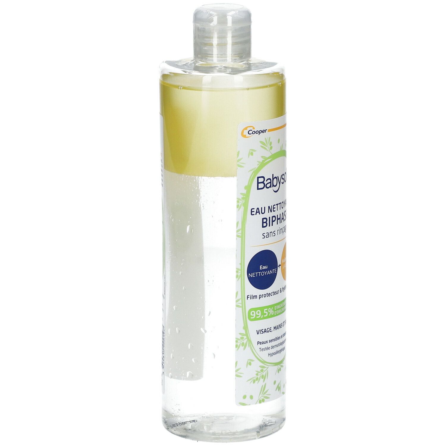 Flacon cylindrique transparent de nettoyant biphasé. Bouchon à clapet. Étiquette: Babysoin Eau nettoyante biphase sans rinçage.