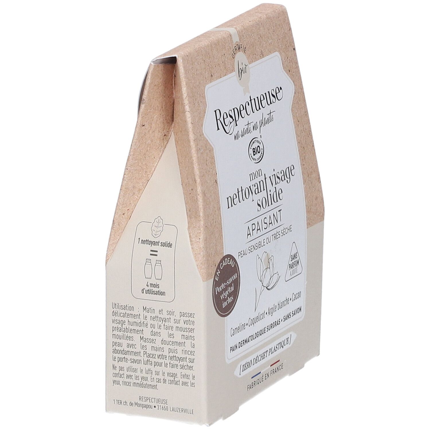 Verpakking van vaste gezichtsreiniger, zijaanzicht. Tekst: 'Peau sensible ou très sèche'. Bevat 1 vaste reiniger voor 4 maanden.