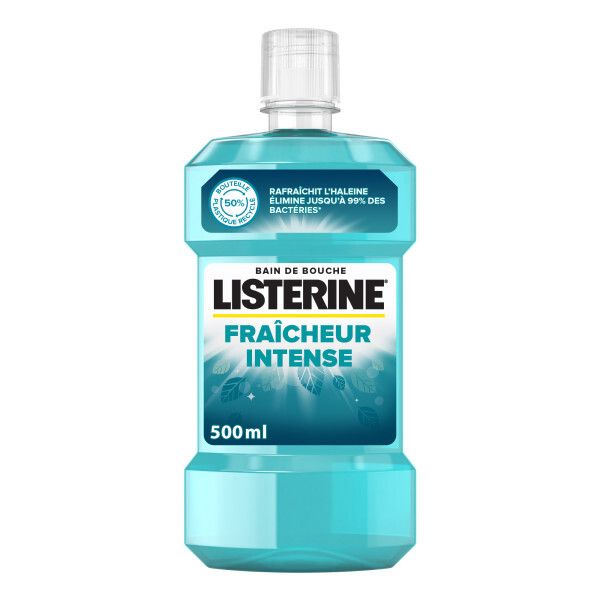 Mondspoeling LISTERINE FRAICHEUR INTENSE. Blauwe fles met witte dop. Opschrift: FRAICHEUR INTENSE, 500ml.