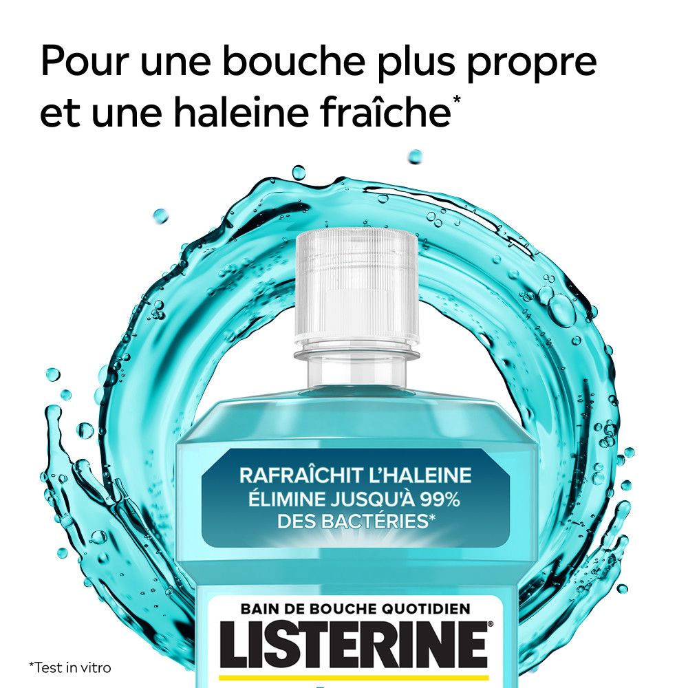 Listerine Fraîcheur Intense mondspoeling. Close-up van de flessenhals met watereffect. Tekst: "Rafraîchit l'haleine".