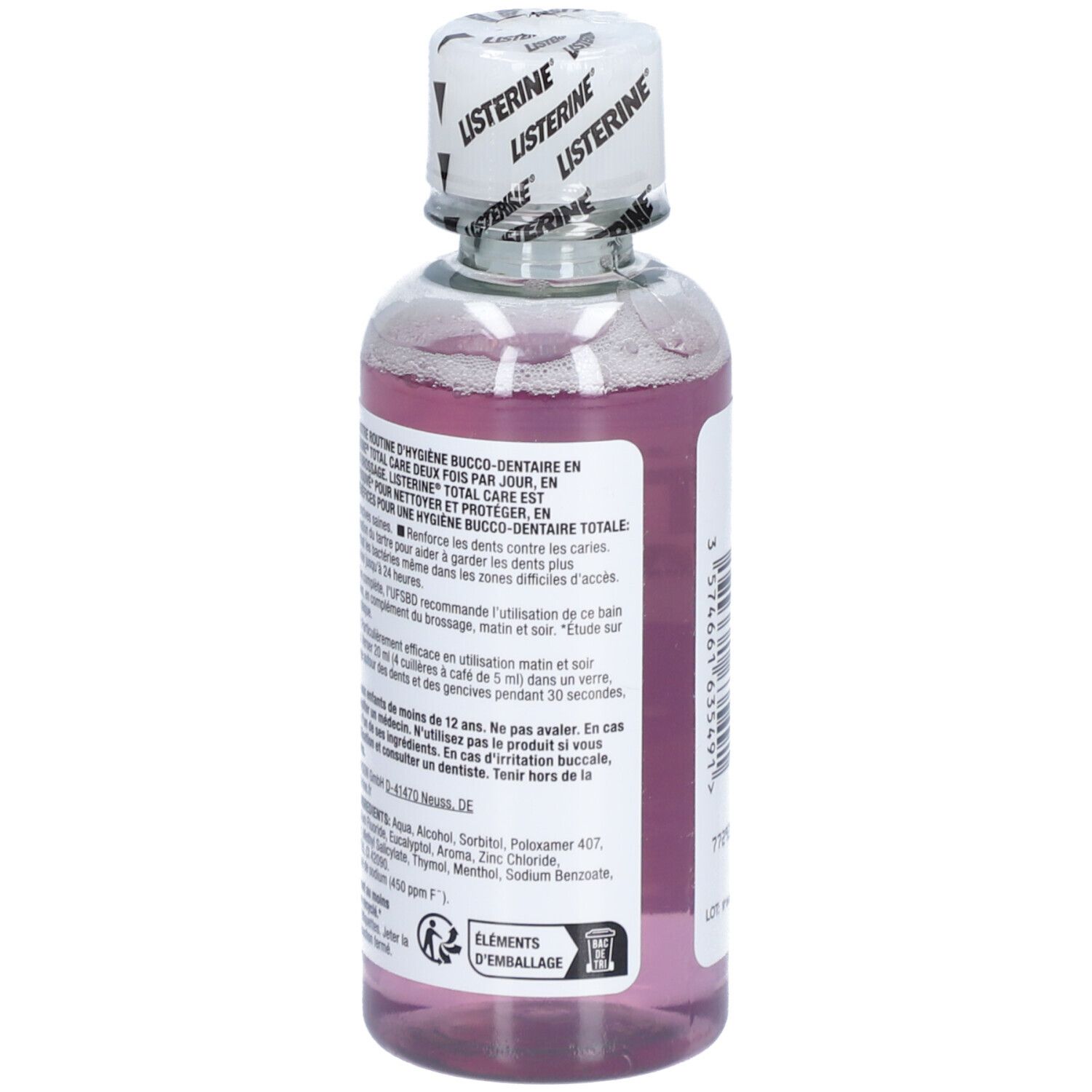Achterkant mondspoelfles. Listerine Total Care. Tekst, ingrediënten en instructies. Paarse vloeistof.