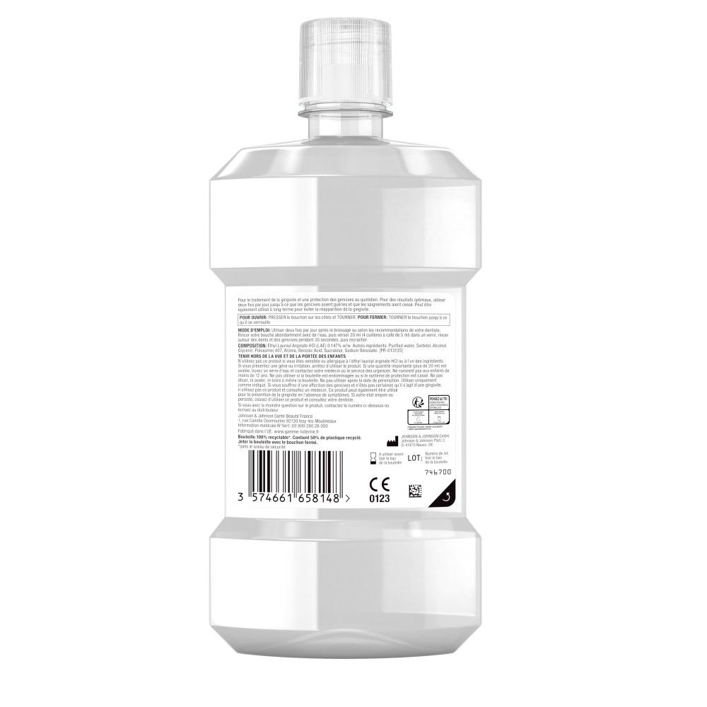 Dos du flacon de bain de bouche. Plastique transparent. Étiquettes avec informations et code-barres. Marquage CE.