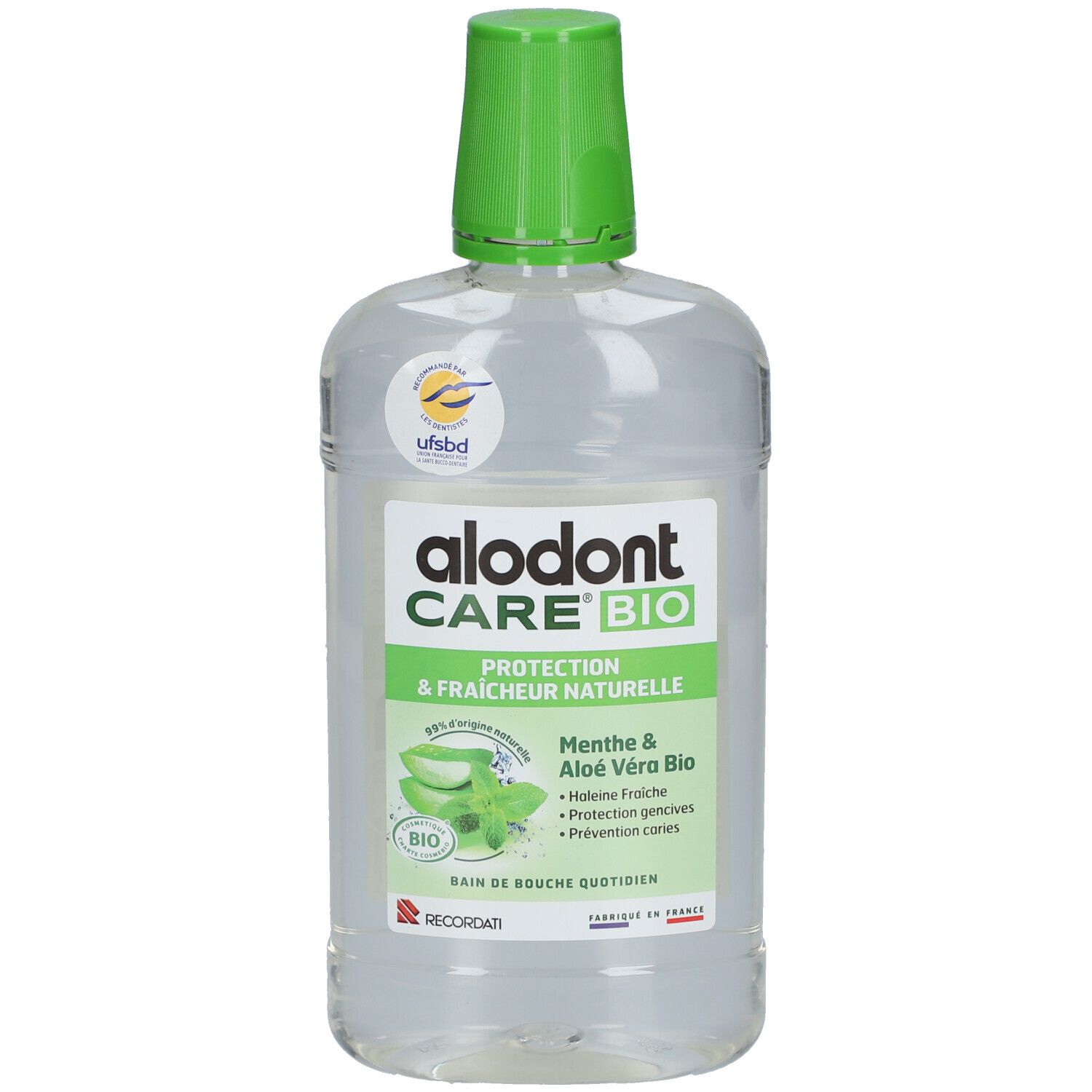 Transparante fles met groene dop. Etiket met productnaam, aloë vera en munt. UFSBD-zegel.