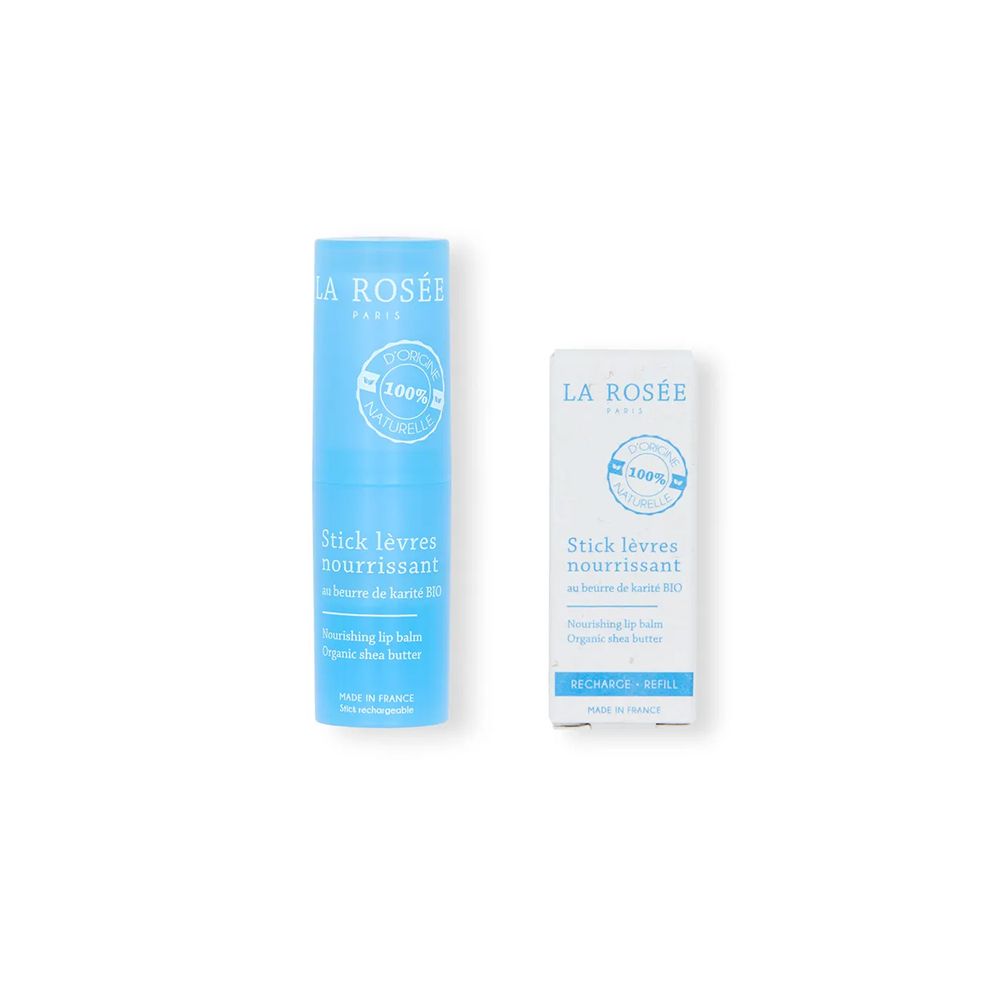 Twee lippenstiften. Eén blauw, één wit. Opschrift: LA ROSÉE, Stick lèvres nourrissant, 100% natuurlijk.