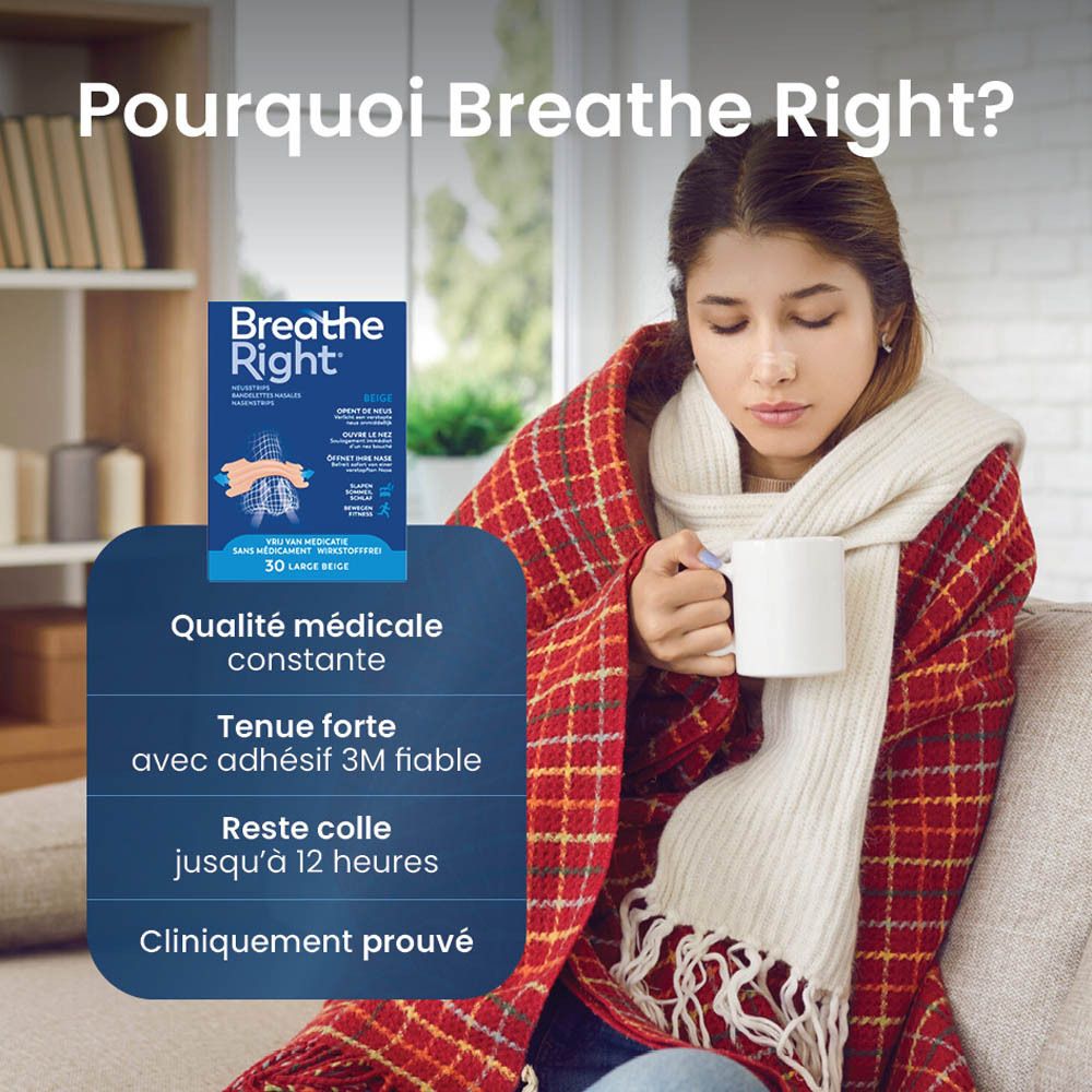 Vrouw met verkoudheidssymptomen die een Breathe Right® neusstrip draagt.