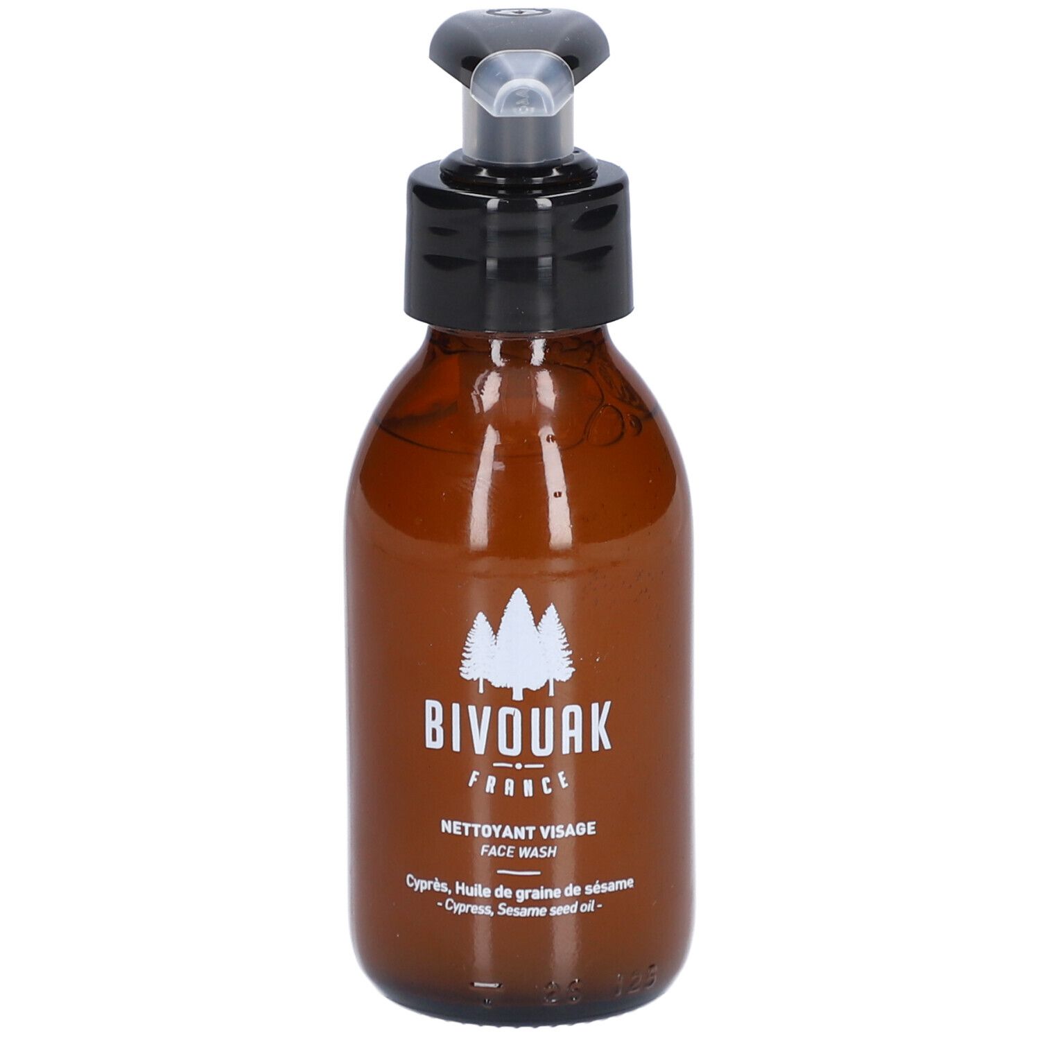 Bruine glazen fles met zwarte pomp. Opschrift: BIVOUAK FRANCE, NETTOYANT VISAGE FACE WASH.