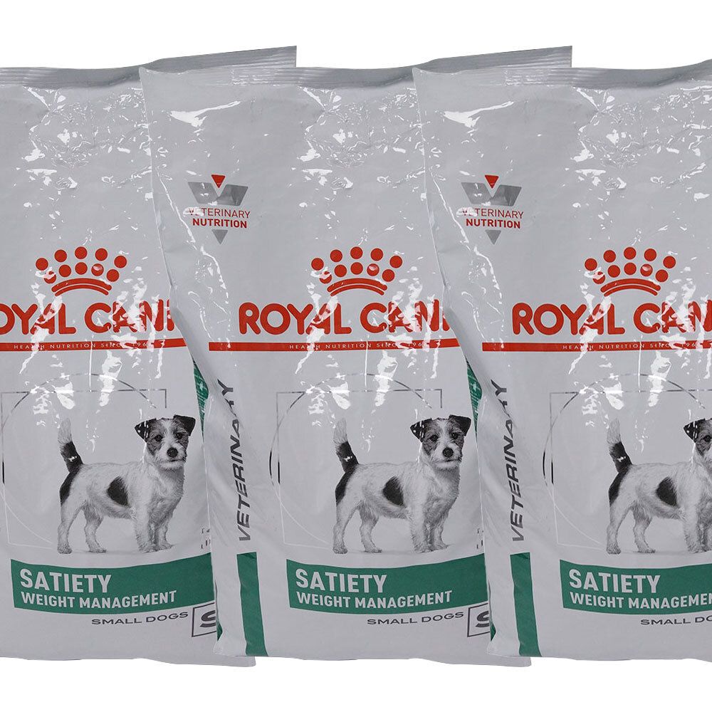 Meerdere zakken ROYAL CANIN® Satiety Weight Management Small Dog. Bedrukking: logo, productnaam, afbeelding van een hond.