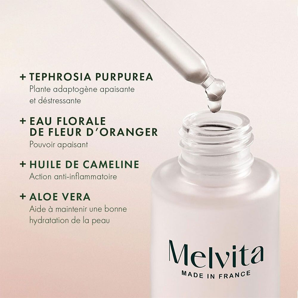 Pipette avec sérum au-dessus du flacon Melvita NectarCalm. Ingrédients en français.