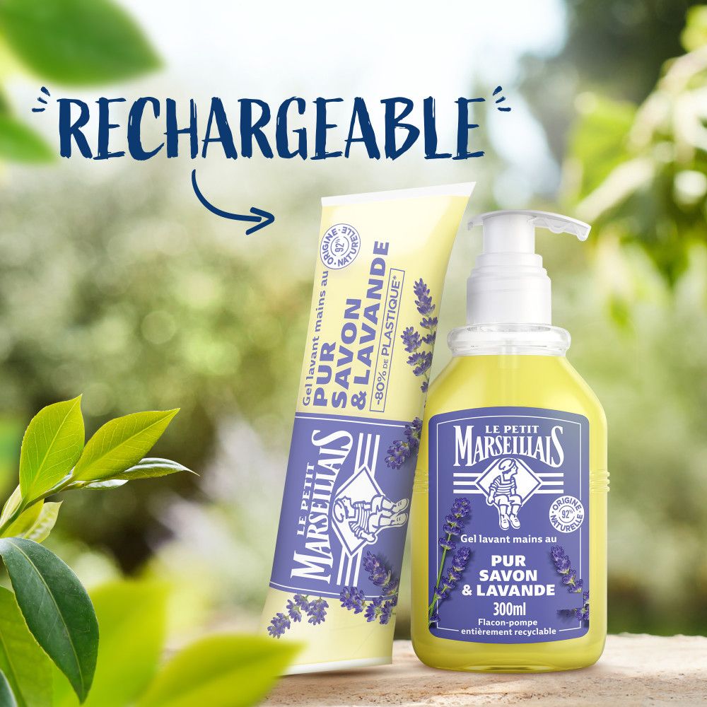 Handwasgel verpakking en fles. Tekst: RECHARGEABLE. Fles met pomp. Merk: LE PETIT MARSEILLAIS.